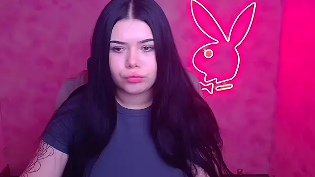 Snapshot of Mona_Esty chatting on 01-12-26, 06:18 Mona Esty online show from 01-12-26, 06:18