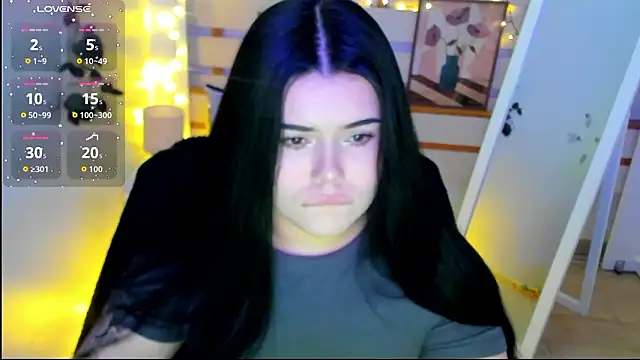 Snapshot of Mona_Esty chatting on 02-08-26, 09:07 Mona Esty online show from 02-08-26, 09:07