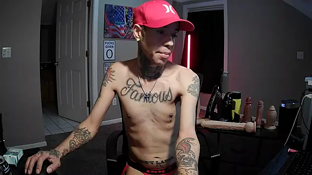 Snapshot of Michigan9000 chatting on 11-28-25, 03:09 Michigan9000 online show from 11-28-25, 03:09