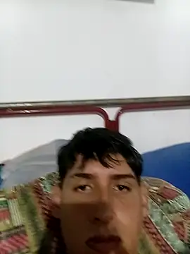 Snapshot of Luisneljc chatting on 01-18-26, 01:04 Luisneljc online show from 01-18-26, 01:04