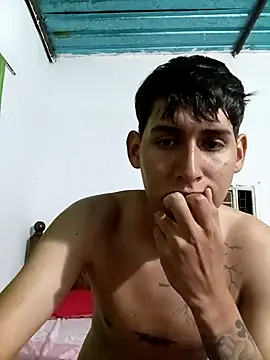 Snapshot of Luisneljc chatting on 01-19-26, 01:15 Luisneljc online show from 01-19-26, 01:15