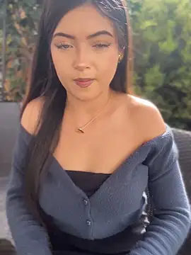 KyliePink  online show from 10-11-25, 01:31