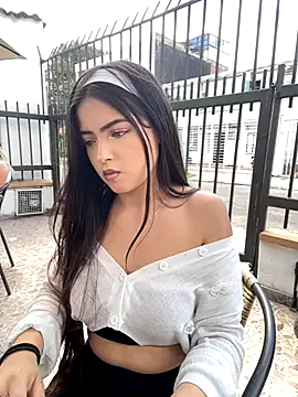 KyliePink  online show from 10-15-25, 06:19