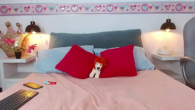 Suzy1  online show from 01-06-26, 07:50