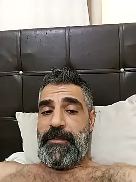 Snapshot of AliTaner07 chatting on 10-28-25, 08:55 AliTaner07 online show from 10-28-25, 08:55