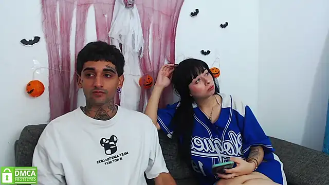 Snapshot of sombralovers chatting on 10-22-25, 01:33 sombralovers online show from 10-22-25, 01:33