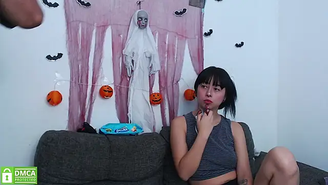 Snapshot of sombralovers chatting on 10-23-25, 01:32 sombralovers online show from 10-23-25, 01:32