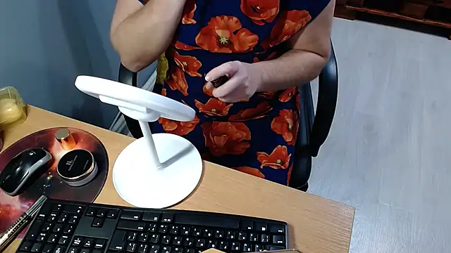 Snapshot of Ledi_Catherin chatting on 11-03-25, 10:53 Ledi Catherin online show from 11-03-25, 10:53