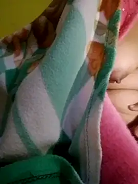 CUT MOM online show from 12-14-25, 06:23