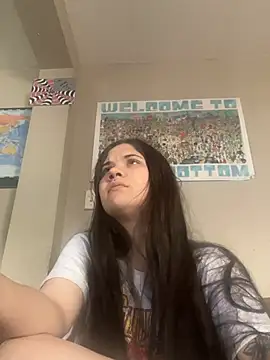 Snapshot of Jynx420friendly chatting on 05-16-26, 10:19 Jynx420friendly online show from 05-16-26, 10:19