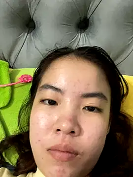 Snapshot of Tranghot19 chatting on 12-05-25, 02:58 Tranghot19 online show from 12-05-25, 02:58