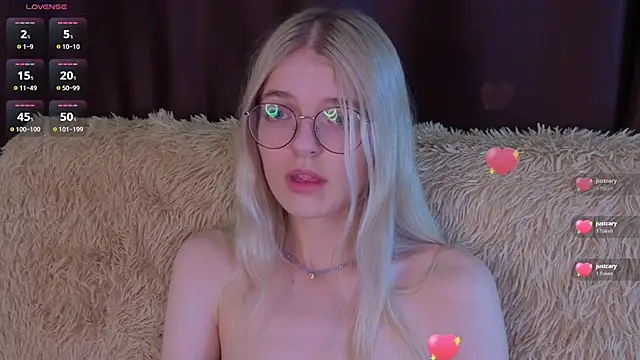 MonicaShiny online show from 11-12-25, 07:13