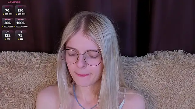 MonicaShiny online show from 12-05-25, 09:00