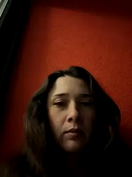 Snapshot of MayaVonDe chatting on 11-08-25, 04:29 MayaVonDe online show from 11-08-25, 04:29