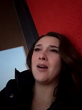 Snapshot of MayaVonDe chatting on 11-10-25, 03:22 MayaVonDe online show from 11-10-25, 03:22