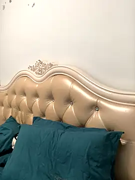 Mile-m online show from 11-02-25, 02:25