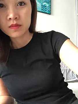 Mile-m online show from 05-18-26, 06:41