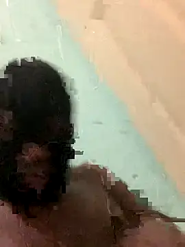 Snapshot of Dark_vains chatting on 11-10-25, 10:53 Dark vains online show from 11-10-25, 10:53