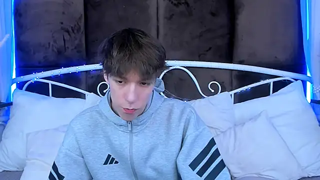 MarkBranston online show from 04-05-26, 09:39