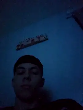 Gabrielr214090 online show from 04-22-26, 06:49