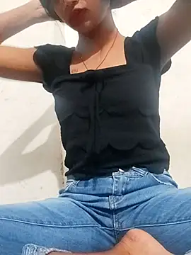 Snapshot of Saniya_Doll chatting on 10-12-25, 05:06 Saniya Doll online show from 10-12-25, 05:06