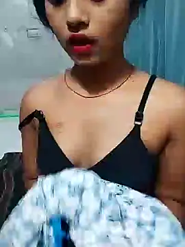 Snapshot of Saniya_Doll chatting on 10-15-25, 08:36 Saniya Doll online show from 10-15-25, 08:36