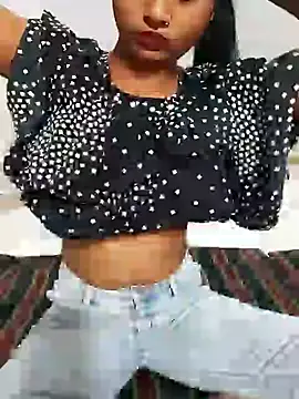 Snapshot of Saniya_Doll chatting on 10-23-25, 07:40 Saniya Doll online show from 10-23-25, 07:40