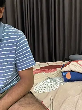 Snapshot of vickyandtania chatting on 12-01-25, 01:49 vickyandtania online show from 12-01-25, 01:49