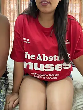 vickyandtania online show from 03-29-26, 06:24