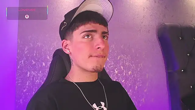 MateoMitchell online show from 11-25-25, 05:29