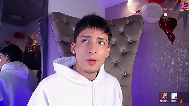 Snapshot of MateoMitchell chatting on 02-21-26, 04:46 MateoMitchell online show from 02-21-26, 04:46