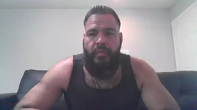 BigJohnBear39 online show from 10-06-25, 10:51