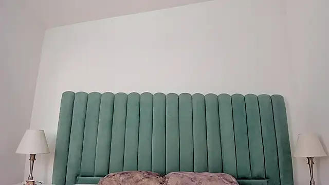 Snapshot of Alanha__ chatting on 11-21-25, 03:05 Alanha online show from 11-21-25, 03:05