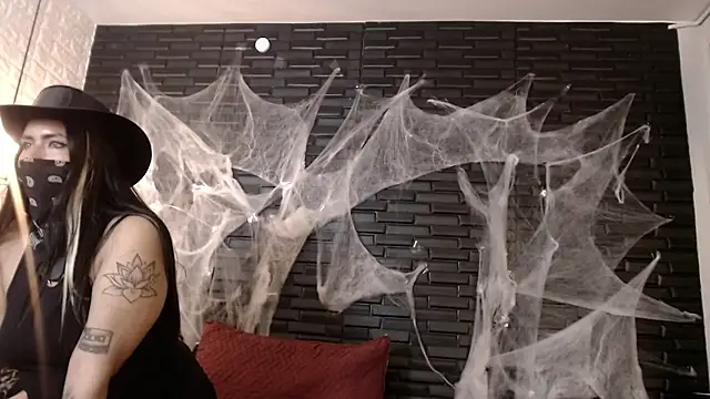 JardinEspanol online show from 10-29-25, 02:30