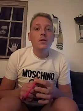 ChoupasOups online show from 10-10-25, 09:47