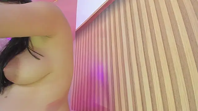 Malory  Jones online show from 11-10-25, 06:40