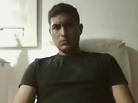 Snapshot of cerdo14562 chatting on 11-19-25, 03:06 cerdo14562 online show from 11-19-25, 03:06