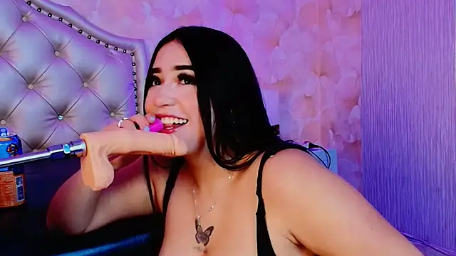 Snapshot of Sophia_Valkova chatting on 11-30-25, 04:16 Sophia Valkova online show from 11-30-25, 04:16