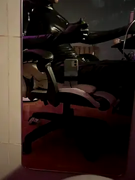 Wuza-H online show from 11-27-25, 04:36