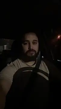 Snapshot of mayday2025m chatting on 11-21-25, 03:27 mayday2025m online show from 11-21-25, 03:27