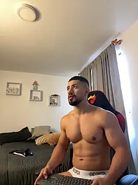 Ezzio Scolaro online show from 10-17-25, 12:19