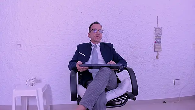  axelking  online show from 02-19-26, 11:39