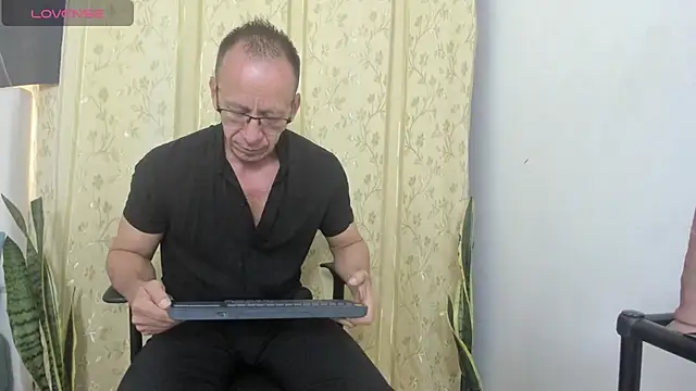  axelking  online show from 07-02-26, 11:38