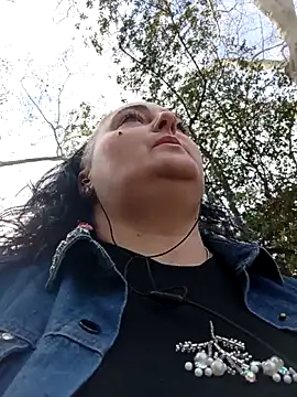 Snapshot of Bella_862 chatting on 02-10-26, 09:57 Bella 862 online show from 02-10-26, 09:57