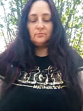 Snapshot of Bella_862 chatting on 04-06-26, 10:05 Bella 862 online show from 04-06-26, 10:05