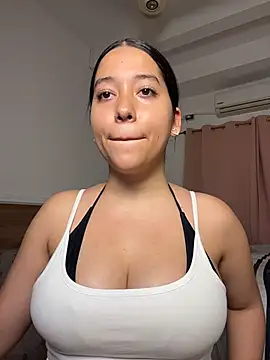 Nhefertary online show from 04-15-26, 03:57