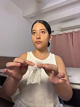 Nhefertary online show from 04-17-26, 04:04