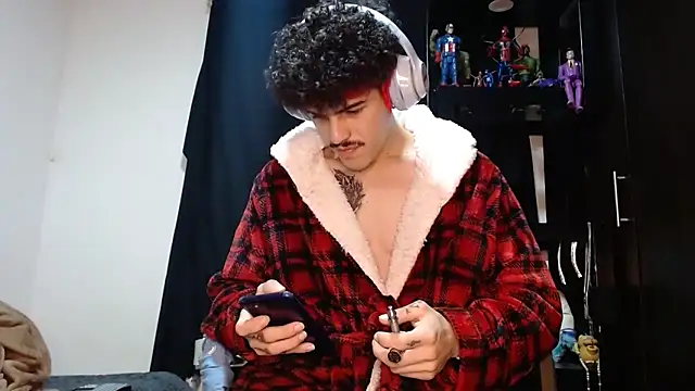 Snapshot of imsammytop chatting on 12-19-25, 11:39 imsammytop online show from 12-19-25, 11:39