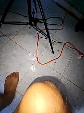 Snapshot of Neilhot98 chatting on 11-09-25, 09:46 Neilhot98 online show from 11-09-25, 09:46