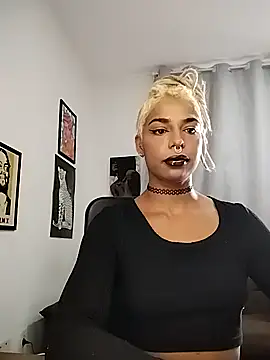 Helenoir online show from 04-23-26, 12:29